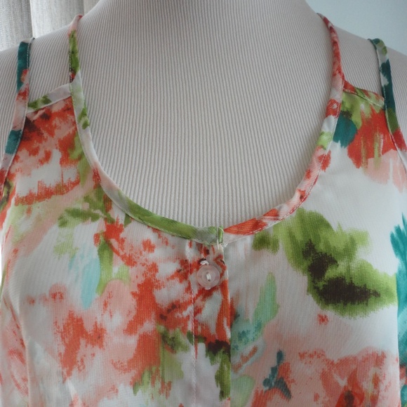 BLOUSE CAMISOLE Floral BODY CENTRAL Women's Medium - Picture 2 of 8